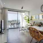 Oliva Suites Apartment