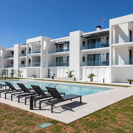Oliva Suites Apartment