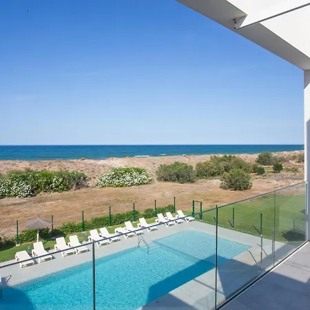 Oliva Suites Apartment