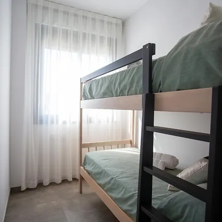 Oliva Suites Apartment *