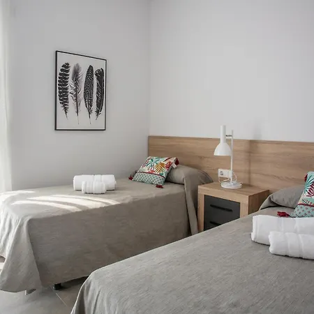 דירה Oliva Suites