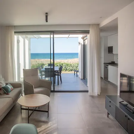 Oliva Suites אוליבה